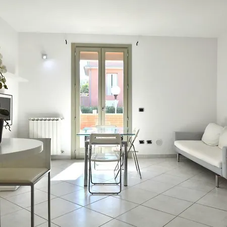Cosy Chic Apartment